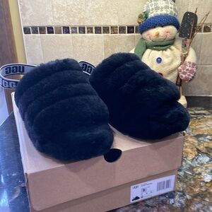UGG Fluffy Black slide slippers size 9